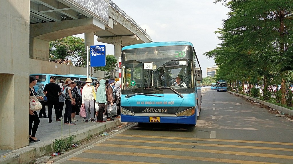 Hà Nội: Điều chỉnh biểu đồ nhiều tuyến buýt