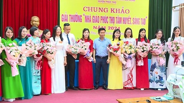 14 nhà giáo tham dự Chung khảo Giải thưởng “Nhà giáo Phúc Thọ tâm huyết, sáng tạo” năm 2024