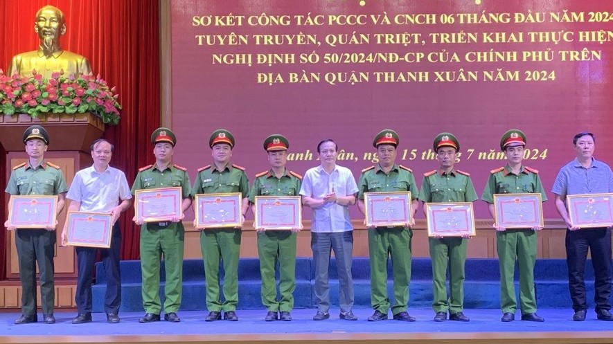 Quận Thanh Xuân: Nâng cao kỹ năng, kiến thức phòng cháy, chữa cháy cho người dân