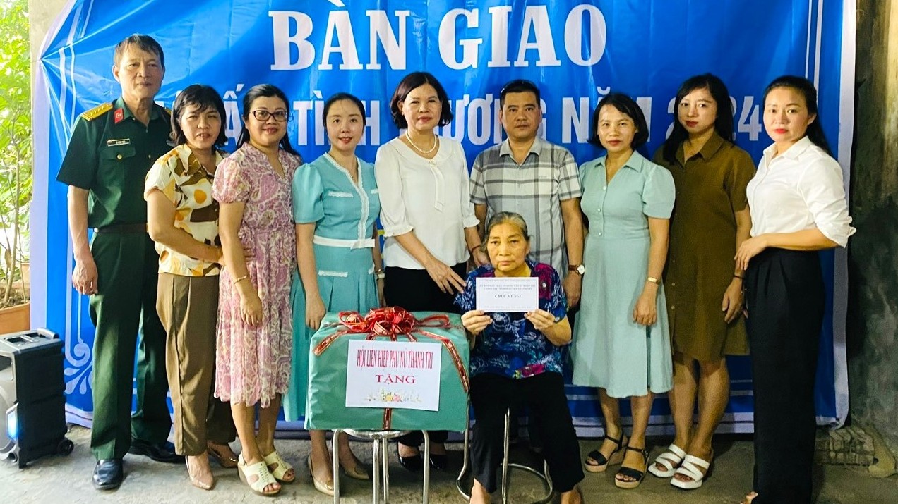 Thanh Trì: Bàn giao "Mái ấm tình thương" cho hội viên phụ nữ khó khăn