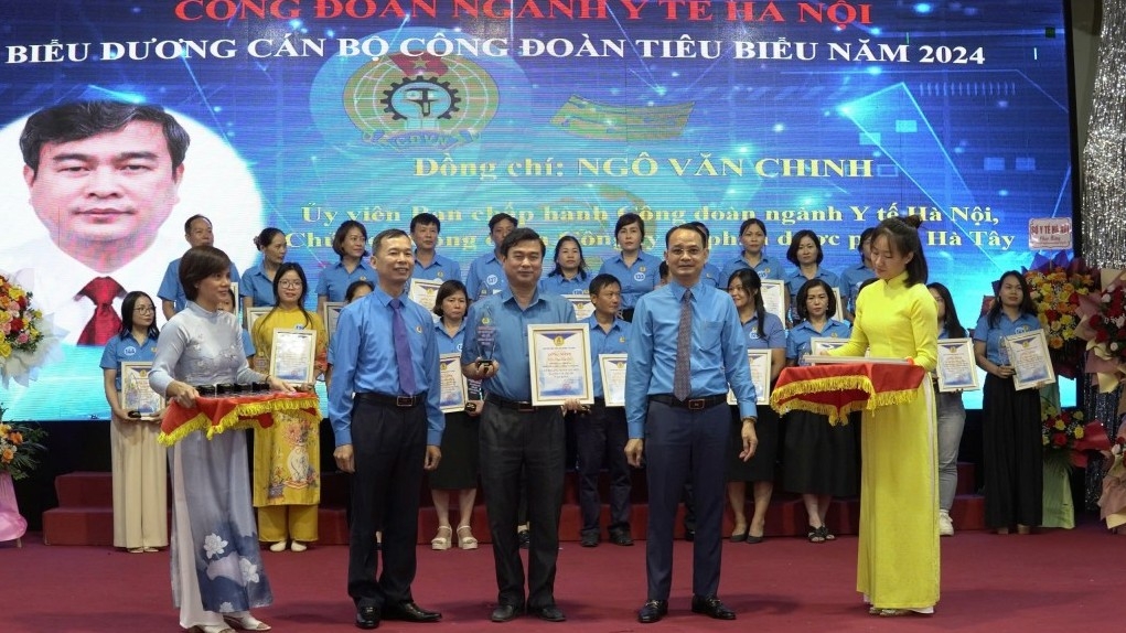 Công đoàn ngành Y tế Hà Nội biểu dương 195 cán bộ Công đoàn cơ sở tiêu biểu