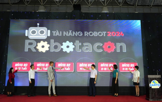 Vinamilk đồng h&agrave;nh c&ugrave;ng hơn 1500 t&agrave;i năng trẻ trong cuộc thi ROBOTACON WRO 2024 ảnh 6