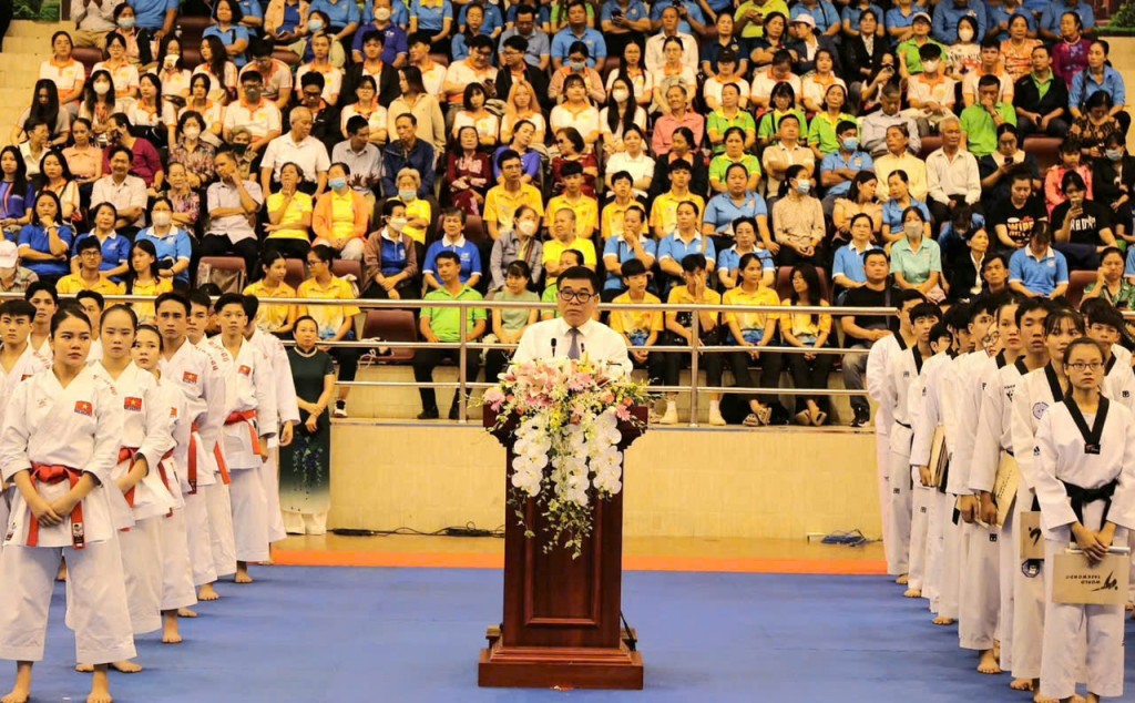 Giao lưu thể thao chào mừng sự kiện "Những ngày Hà Nội tại Thành phố Hồ Chí Minh”