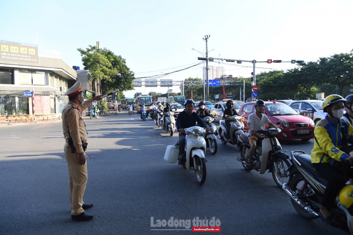 Giao thông Hà Nội được đảm bảo thông suốt khi người dân trở lại Thủ đô sau kỳ nghỉ lễ Quốc khánh