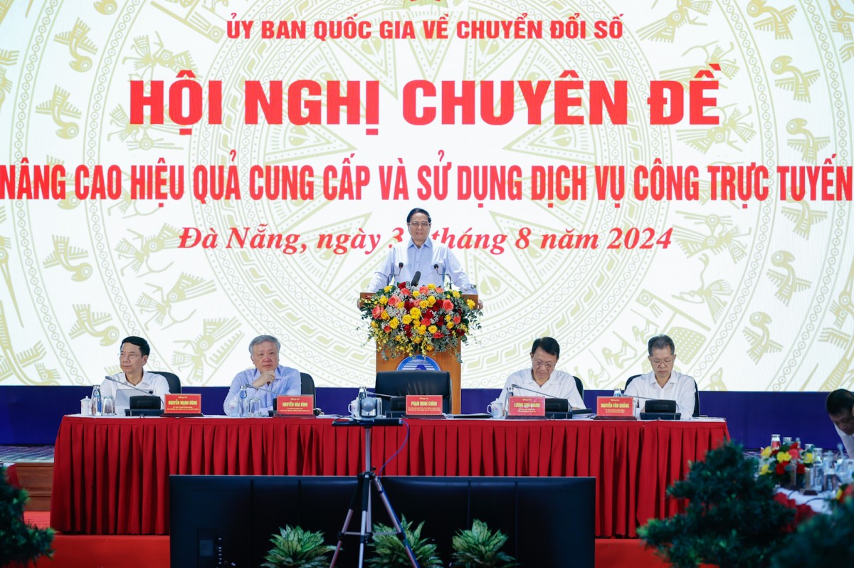 Tăng cường nhận thức về vai trò của chuyển đổi số với phát triển đất nước