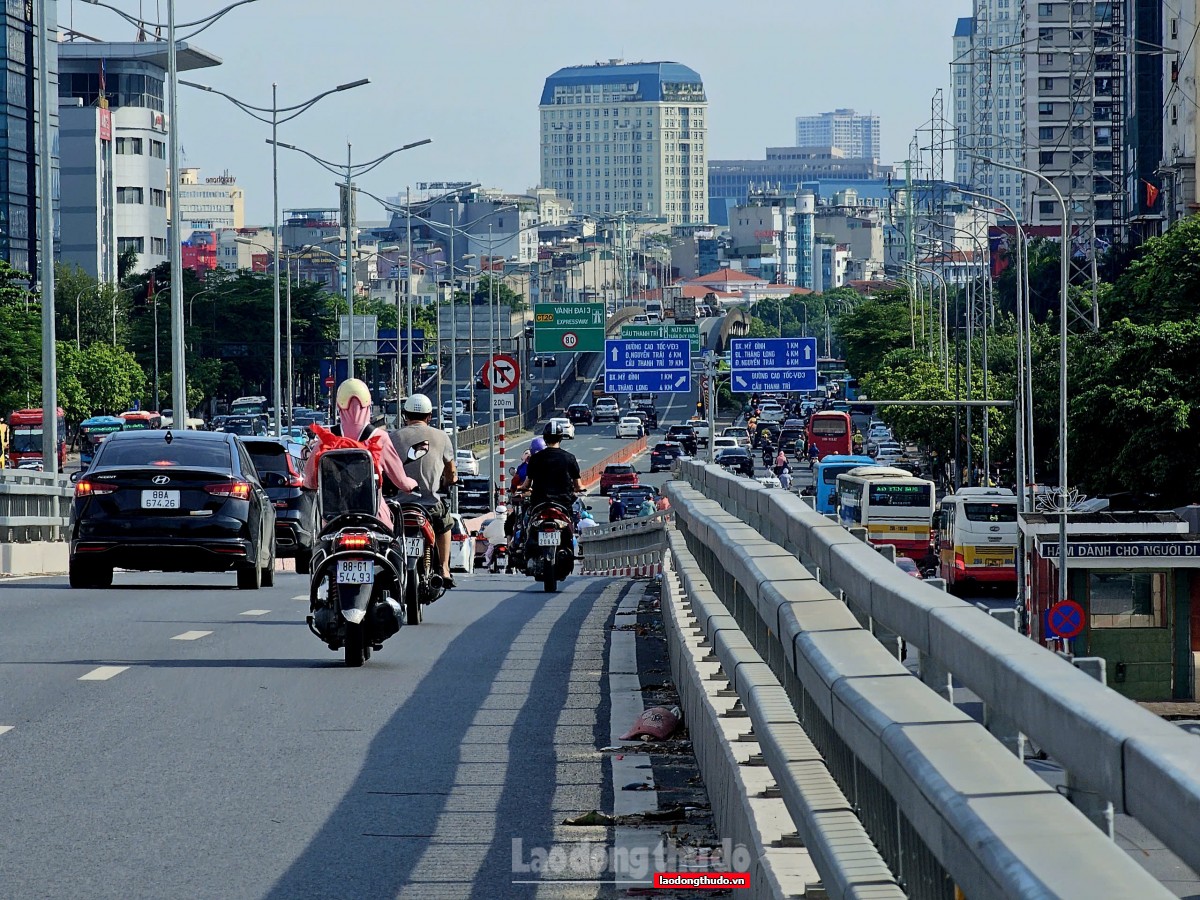 Giao thông Hà Nội được đảm bảo thông suốt khi người dân trở lại Thủ đô sau kỳ nghỉ lễ Quốc khánh