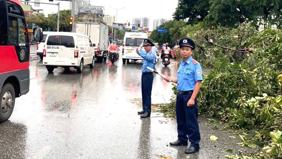 Thanh tra Sở GTVT Hà Nội: Tăng cường khắc phục hậu quả cơn bão số 3