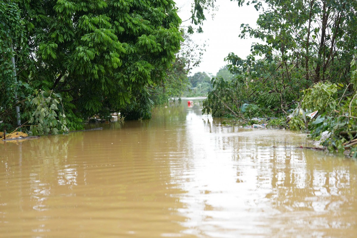 Hà Nội rút báo động lũ mức 2 trên sông Hồng tại 5 huyện, thị xã