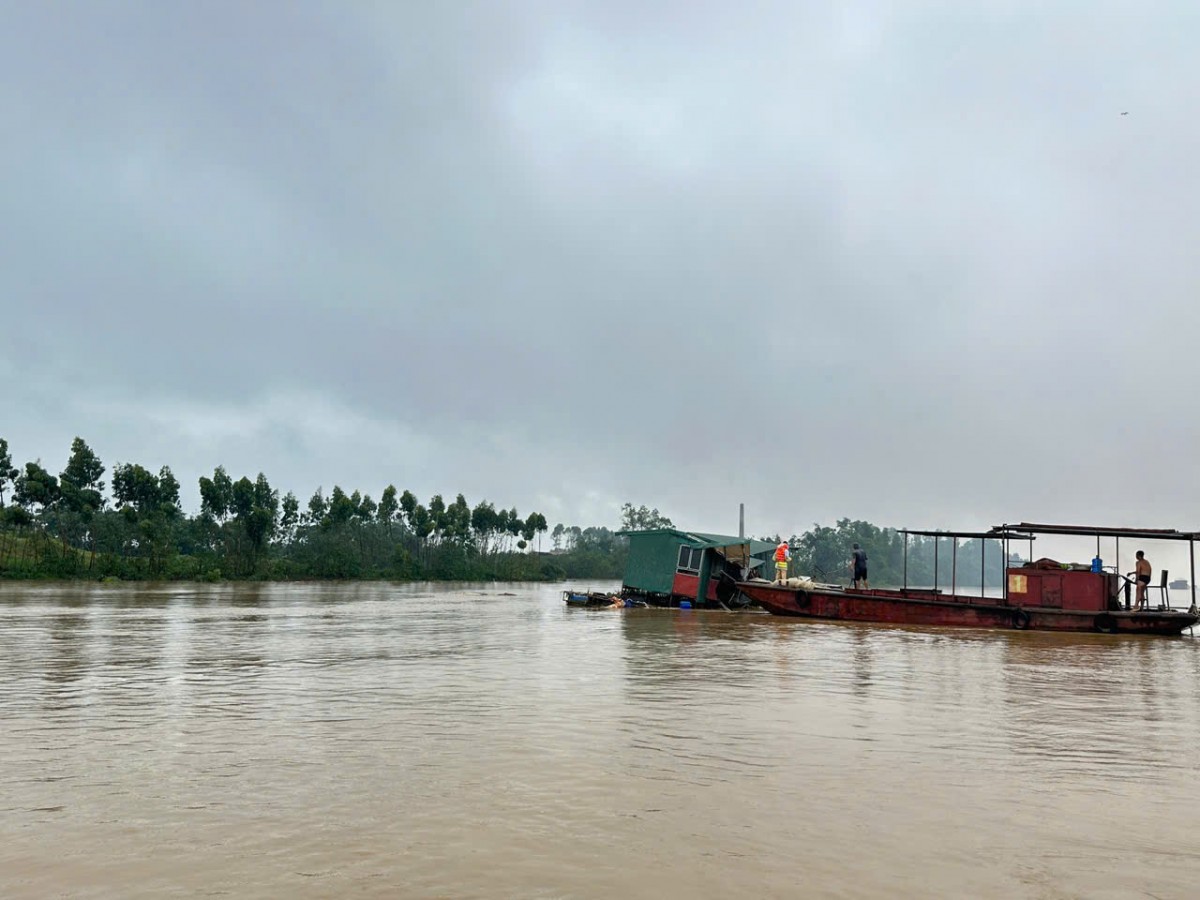 Lũ trên sông Thao tại Lào Cai xuống chậm, lũ trên sông Hồng đang lên