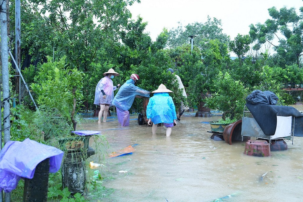 Hà Nội tập trung ứng phó lũ lớn, đảm bảo an toàn đê điều