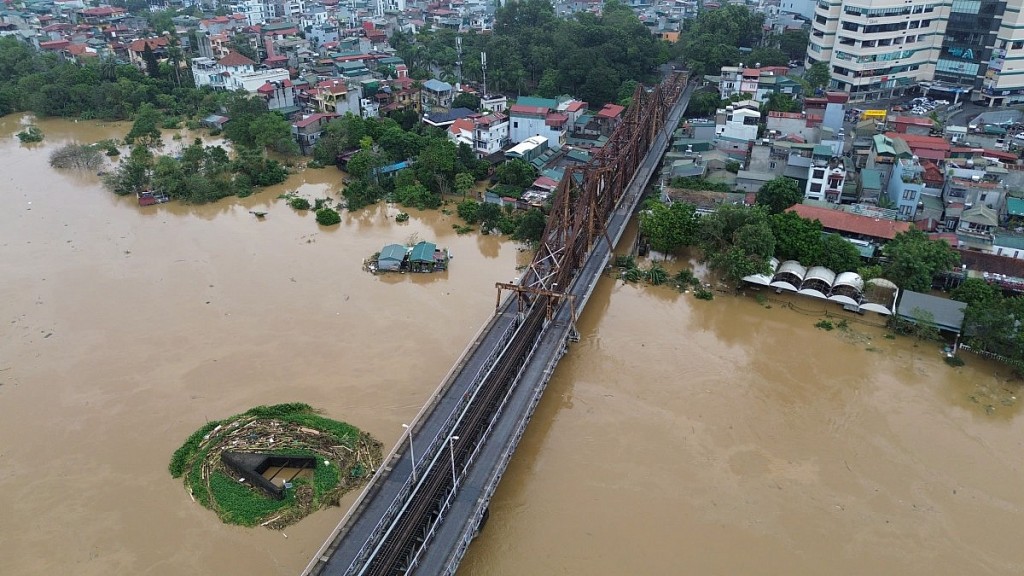 Hà Nội: Rút lệnh báo động lũ trên sông Hồng, sông Đuống