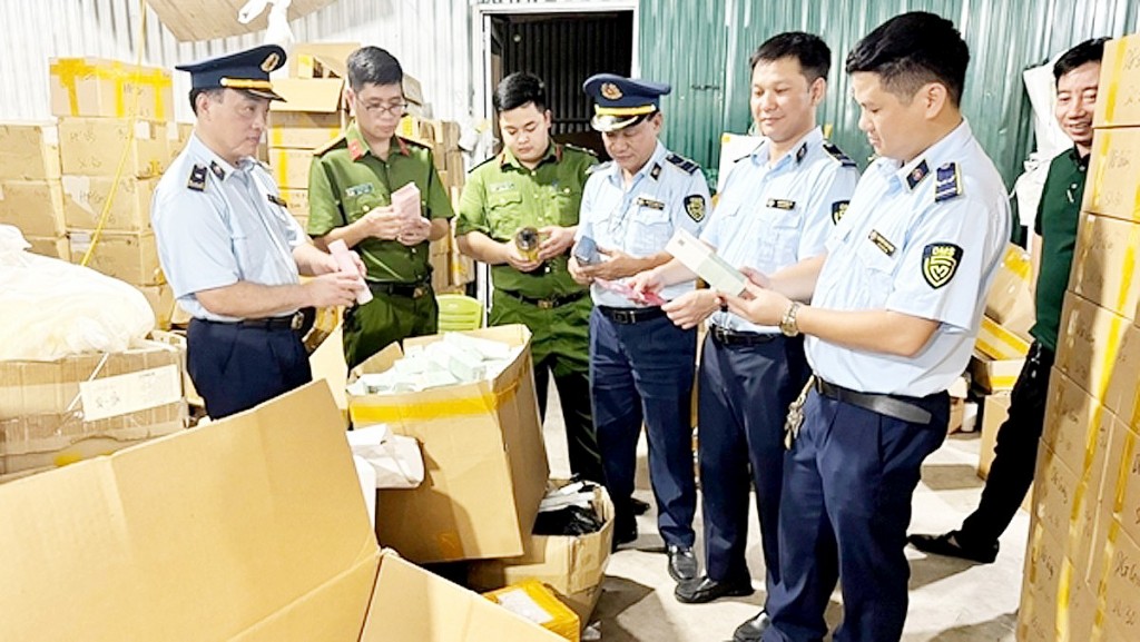 Vẫn nóng chuyện “quản” kinh doanh thương mại điện tử