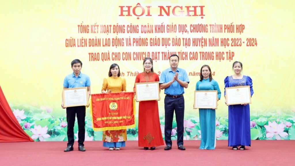 Triển khai hiệu quả hoạt động công đoàn khối giáo dục