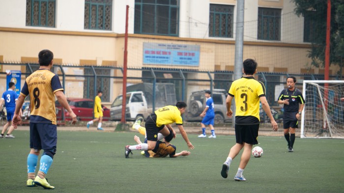 nhung hinh anh dep trong ngay thi dau thu 2 giai bong da cup bao lao dong thu do 2016