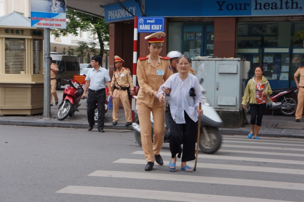 cong an ha noi no luc het minh de nguoi dan co cuoc song binh yen