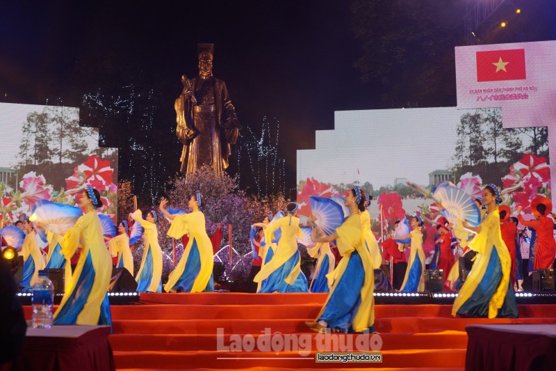 tung bung khai mac le hoi hoa anh dao nhat ban ha noi 2019