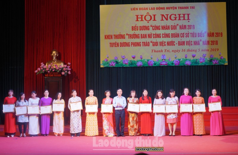 huyen thanh tri bieu duong cong nhan gioi nam 2019