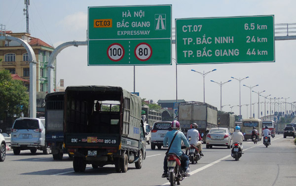 Dân bức xúc, chủ đầu tư càng... thêm lợi