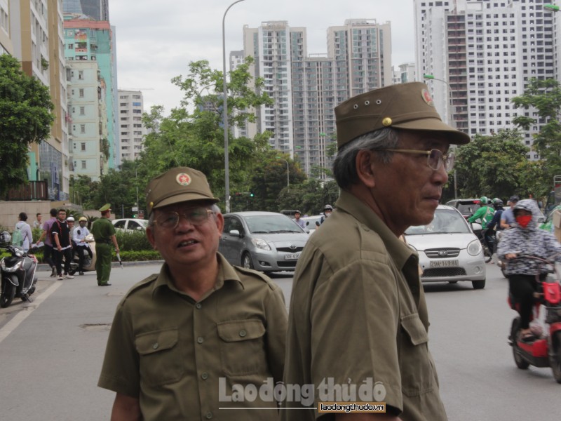 ha noi tiep suc cho cac sy tu co mot mua thi an toan