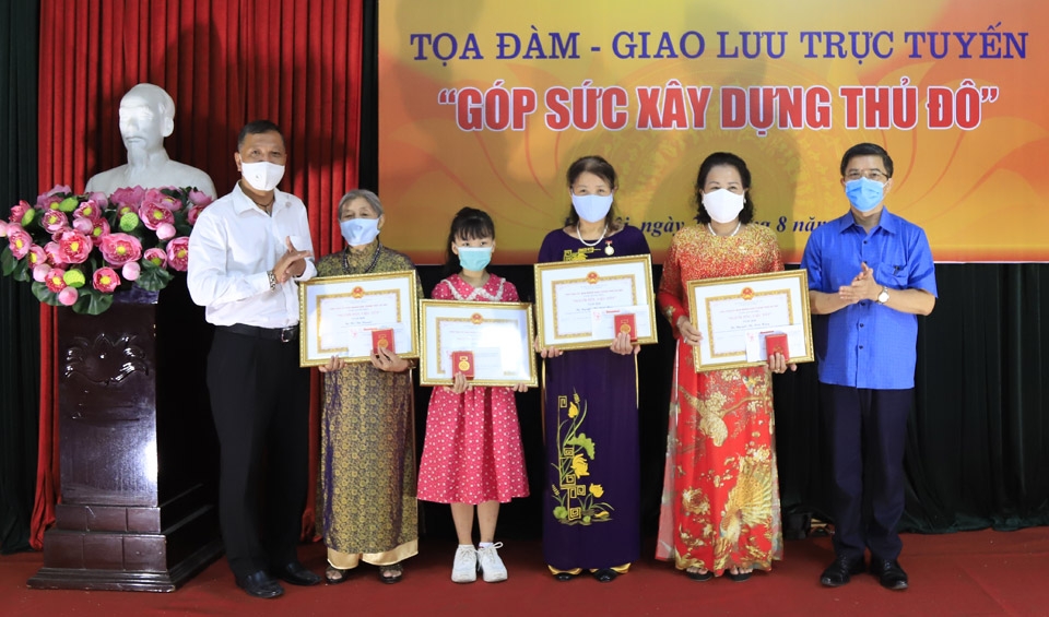 Những hành động đẹp "Góp sức xây dựng Thủ đô"