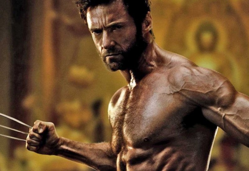 “Người sói” Hugh Jackman và cuộc tình chung thủy với “máy bay”