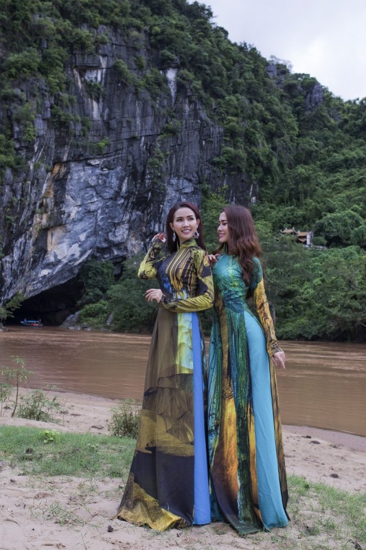 hoa hau phan thi mo phan thu quyen bay bong trong bst ao dai di san trong long dat