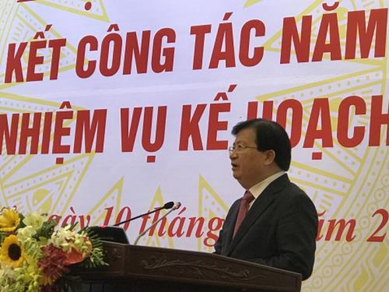 nhieu cang hang khong da qua tai