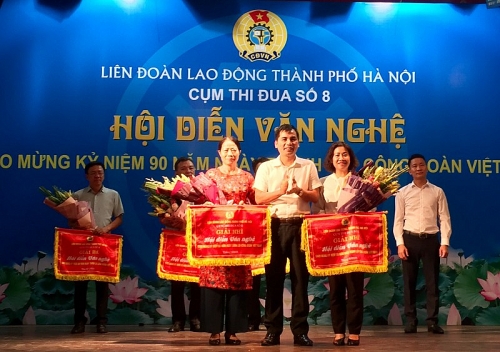 tung bung hoi dien van nghe cnvcld cum thi dua so 8