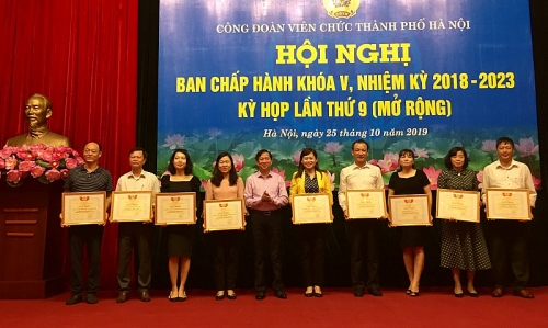 hoi nghi ban chap hanh cong doan vien chuc thanh pho ha noi khoa v ky hop lan thu 9