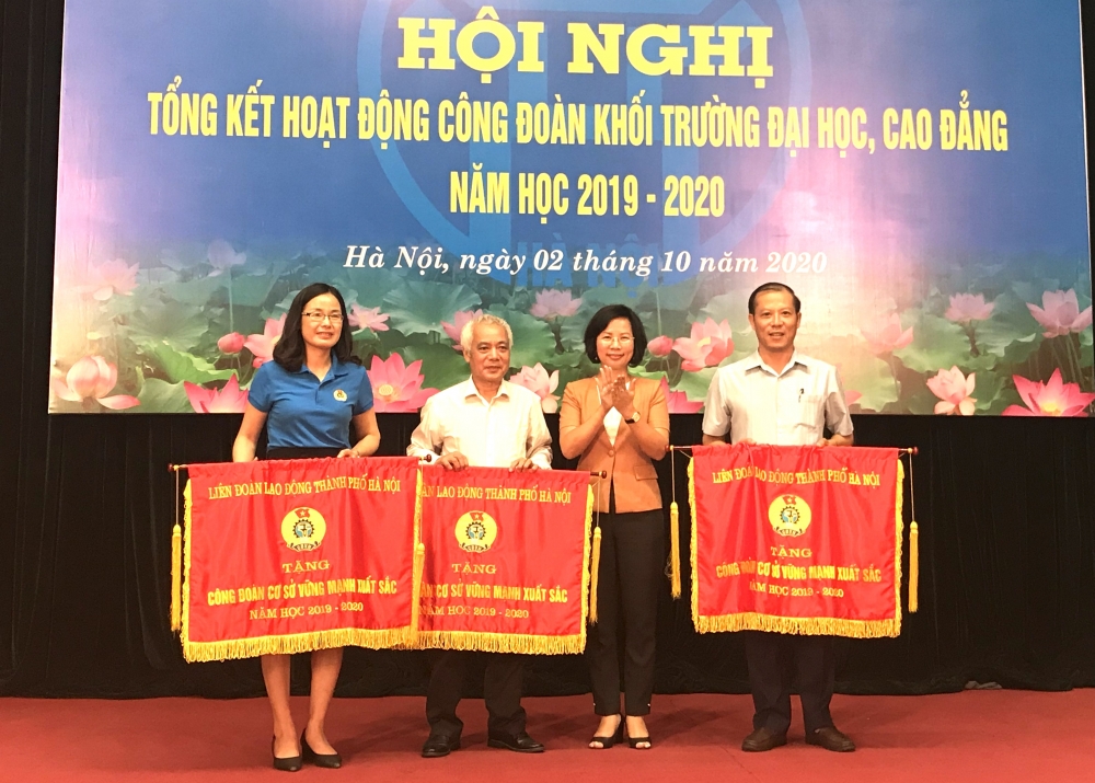 Thực hiện tốt mọi chức năng nhiệm vụ của tổ chức Công đoàn