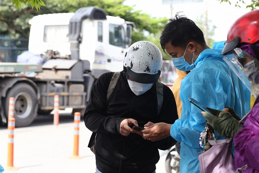 Người dân miền Tây bắt đầu quay trở lại thành phố Hồ Chí Minh làm việc