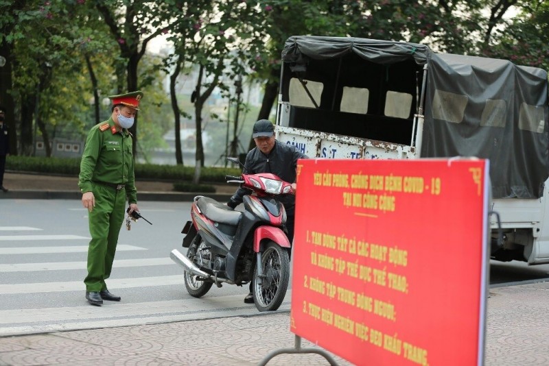 Hà Nội tăng cường xử lý vi phạm giao thông