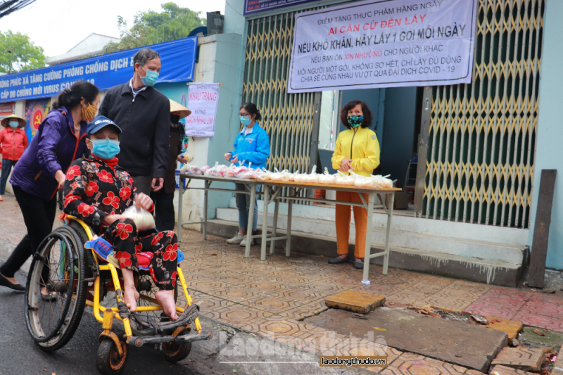 Hà Nội chung sức, đồng lòng, không để ai bị bỏ lại phía sau