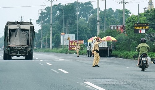 Xử lý nghiêm các hành vi vi phạm giao thông