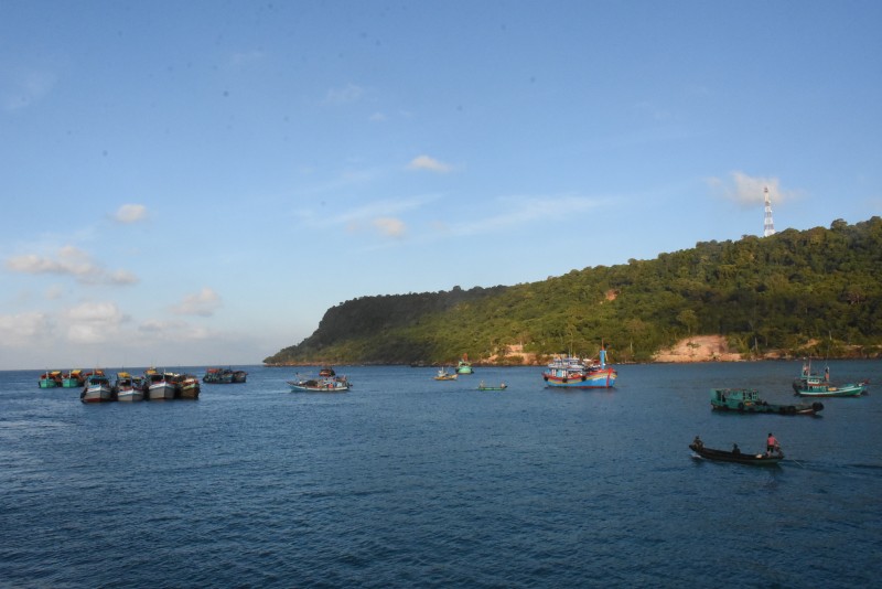 vui xuan don tet cung quan dan tren dao tho chu