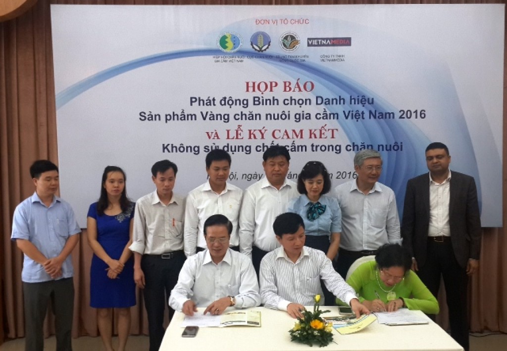 Tôn vinh những sản phẩm chăn nuôi an toàn