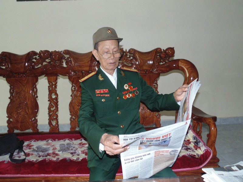 hanh phuc khong uoc hen cau chuyen tinh thi vi cua cuu chien binh dien bien phu