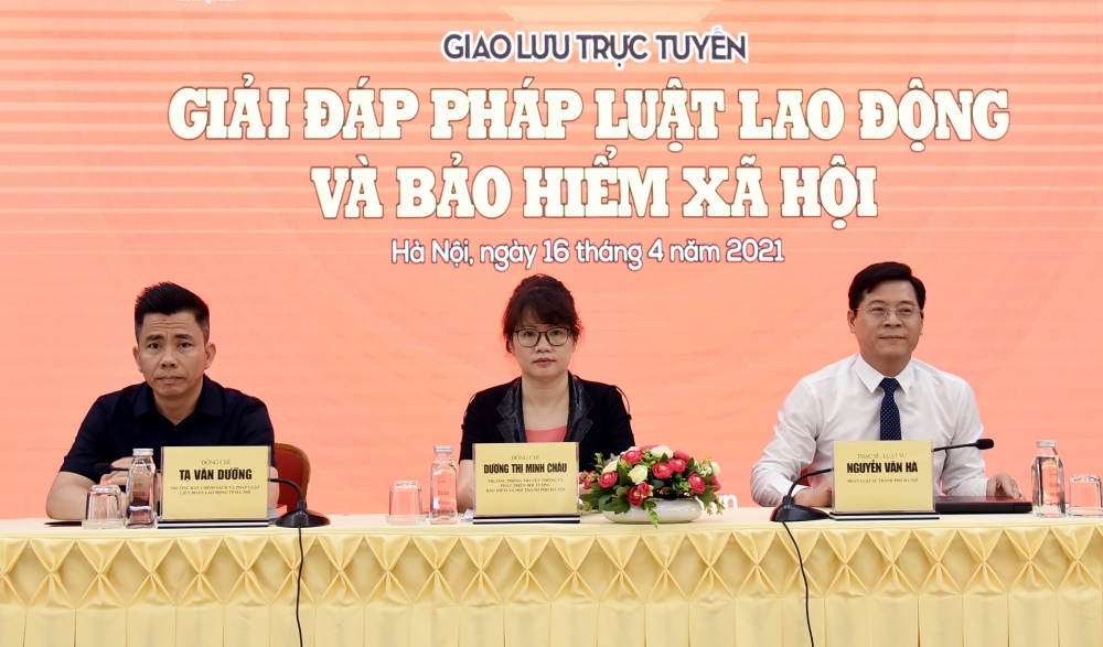 Trực tuyến hình ảnh: Giao lưu trực tuyến "Giải đáp pháp luật game bài uy tín
 và Bảo hiểm xã hội"