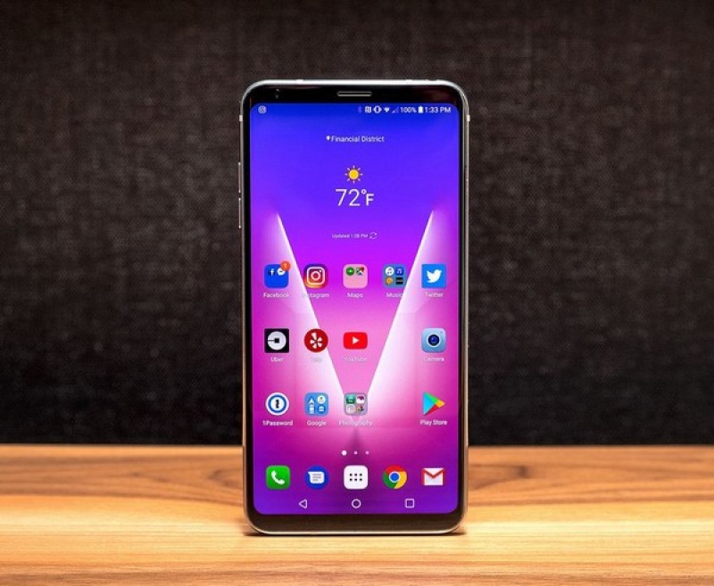LG chính thức ra mắt V30: Không viền màn hình, camera kép chụp ảnh chuyên nghiệp