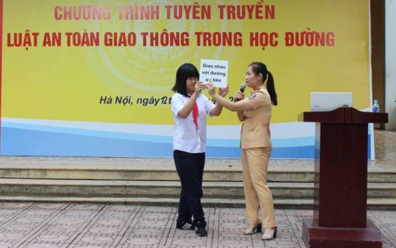 Tăng cường tuyên truyền luật ATGT trong trường học