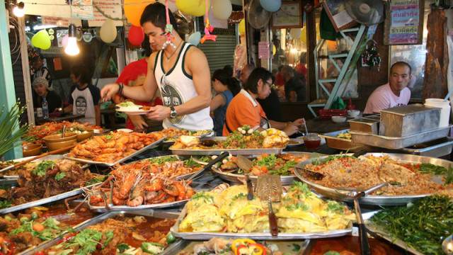 nhung kieu chi phi khien ban dot tien trong chuyen du lich