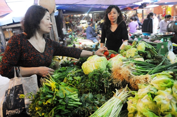 Thực phẩm bẩn vẫn đổ về Hà Nội hàng ngày