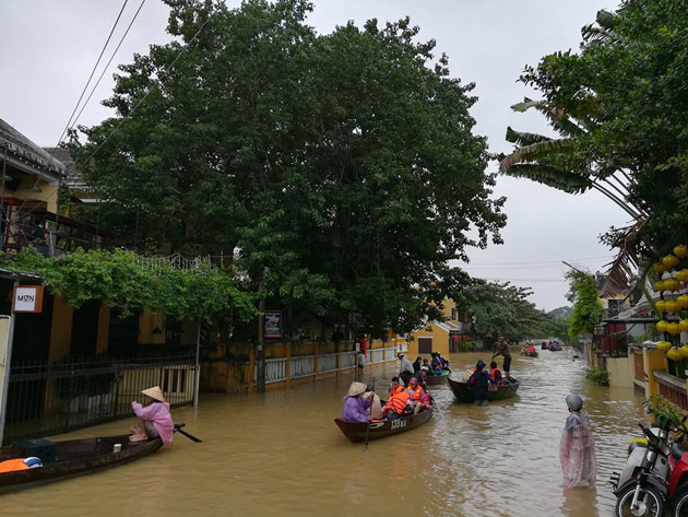 Lũ có thể vượt đỉnh 1999, Hội An thông báo khẩn