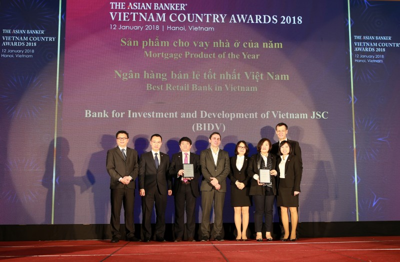 BIDV lần thứ tư được vinh danh Ngân hàng bán lẻ tốt nhất Việt Nam