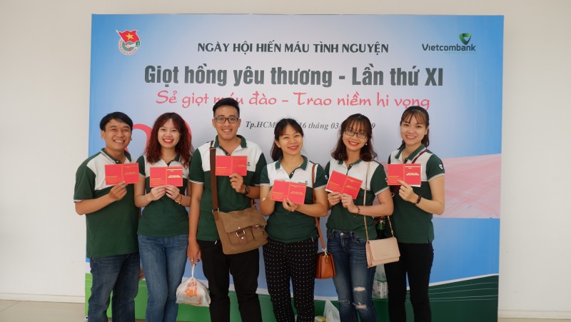 to chuc thanh cong ngay hoi giot hong yeu thuong