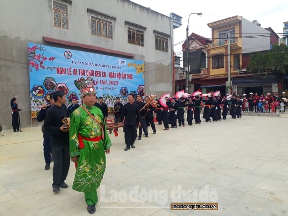 nghi le keo co doc dao cua nguoi tay