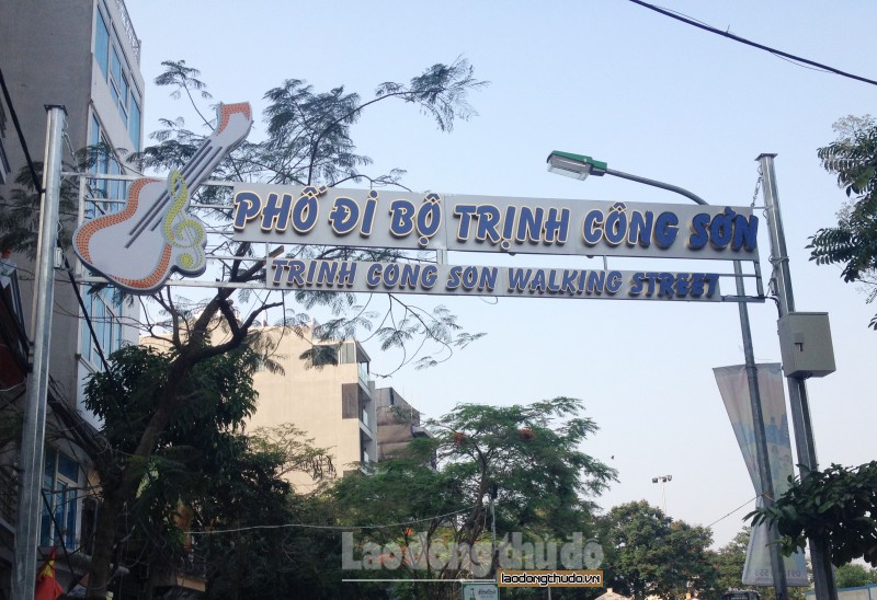 ha noi sap khai truong tuyen pho di bo trinh cong son