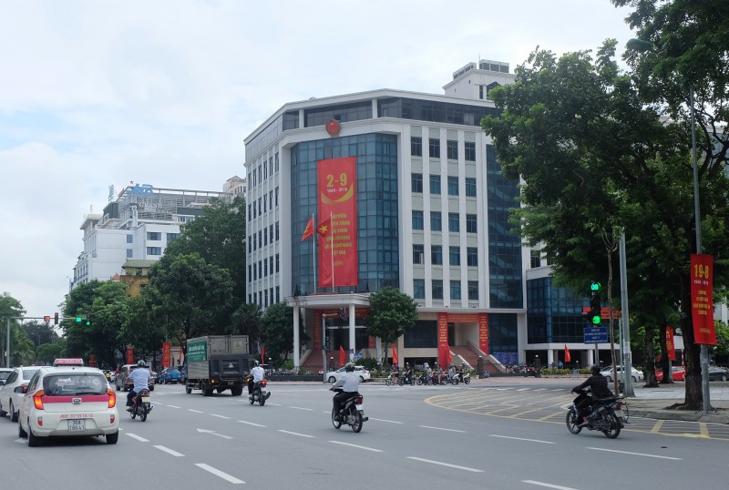 ron rang khong khi quoc khanh 29 tren pho phuong ha noi