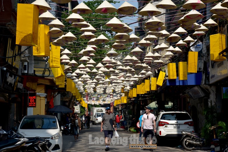 co mot hoi an dep den me hon giua long ha noi