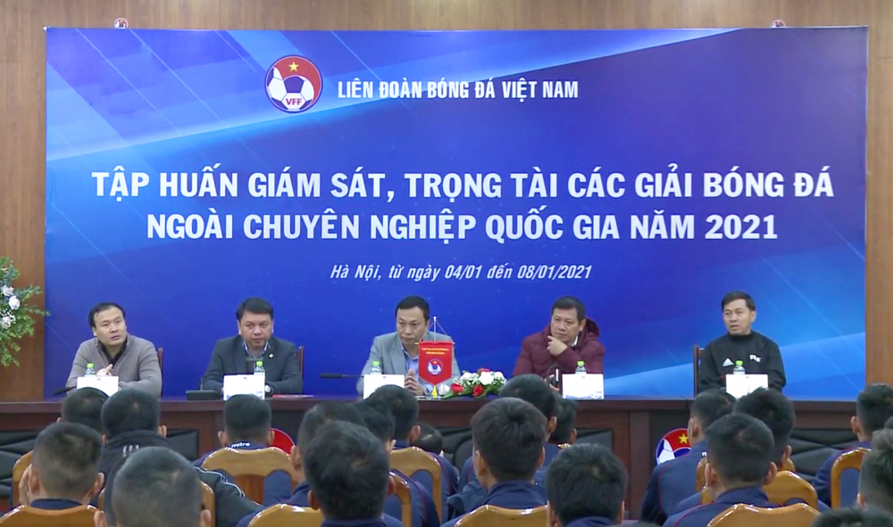 Bế mạc chương trình tập huấn giám sát, trọng tài các giải ngoài chuyên nghiệp quốc gia 2021